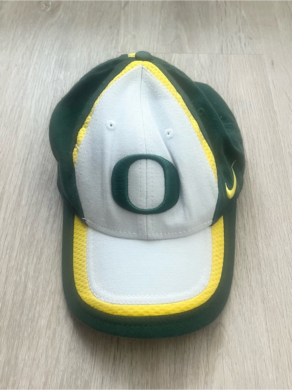 Vintage Oregon Ducks Nike Dri-FIT Hat Green Yellow NCAA Football Cap
